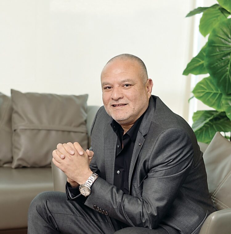 ضياء الدين فرج: إجراءات الحكومة لدعم الاقتصاد المصري تعزز قدرة السوق العقاري على الاستقرار 