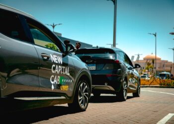 اليوم… بدء التشغيل التجريبي لـ “التاكسي العاصمة الكهربائي”