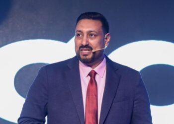 عاصم فاضل: مشروع “رأس الحكمة” يدعم المنافسة بالسوق المصري ويساعد علي رفع جودة المنتجات العقارية المختلفة