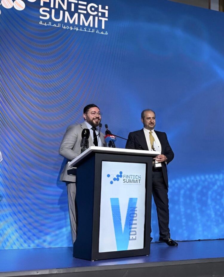 شركة AWT تحصد جائزتين مرموقتين في قطاع التكنولوجيا المالية من مؤسسات عالمية