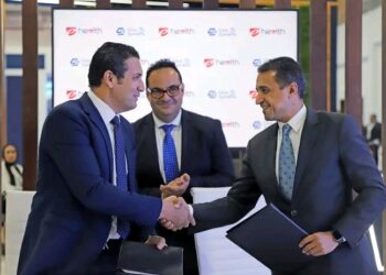 جيزة سيستمز تدخل قطاع الرعاية الصحية بشراكة استراتيجية مع شركة إي هيلث خلال مؤتمر صحة أفريقياAfrica Health ExCon2024