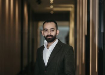 م . أحمد قدري.. يجب علي البنوك تيسير إجراءات التمويل للمطورين والتمويل العقاري للعملاء بفائدة متناقصة