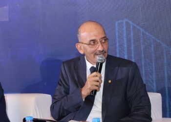 علاء فكري : طول الاجراءات واثبات الدخل والثقافة الراسخة معوقات مزمنة امام التمويل العقاري