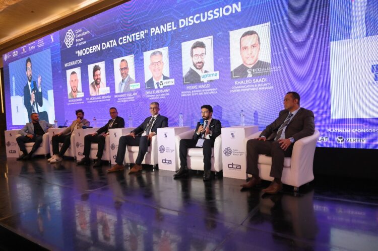 شركات الاتصالات والتكنولوجيا الذكية تشيد بالنسخة السادسة من منتدى الاستشاريين المصريين