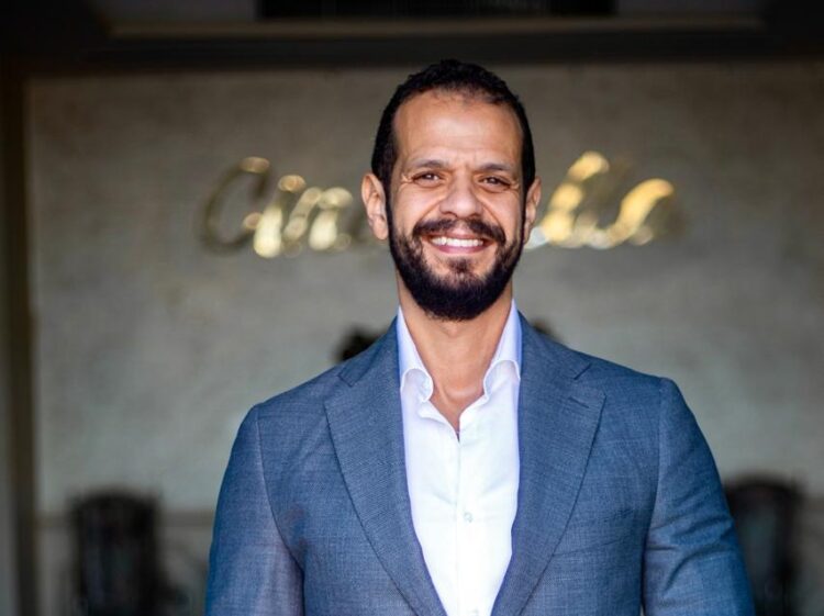 محمد عامر : ” رأس بناس ” ليست الوحيدة ومصر مليئة بالفرص الجاذبة للاستثمار بساحل البحر الأحمر