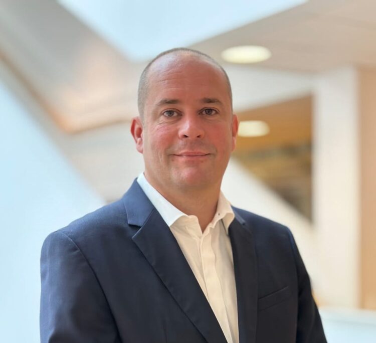 توسيع شبكات الجيل الخامس في منطقة الشرق الأوسط وشمال إفريقيا يساهم بإعادة تشكيل صناعة الاتصالات في المنطقة