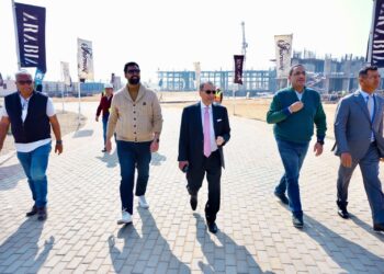 إدارة ومجموعة فنادق أكور العالمية تتفقد أخر تطورات مشروع فيرمونت وتشيد بجهود مجموعة عربية في التنفيذ