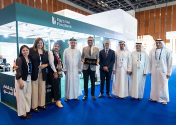 يعمل بالطاقة النظيفة..”زايد الإنسانية” و”بنك الطعام المصرى” يقيمان شراكة استراتيجية لتمويل وتنفيذ مشروع زراعي متكامل