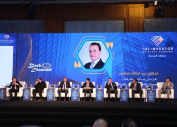 محمد الأتربي: عودة المستثمرون الأجانب لشراء أدوات الدين أدي لتراجع الدولار بعد ارتفاعه