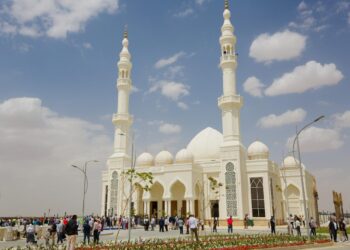“ميدار” تفتتح مسجد ” المعز ” في مدينة “مستقبل سيتي” بشرق القاهرة في أحد أكبر المناطق الخدمية بالمدينة “ميركاتو”