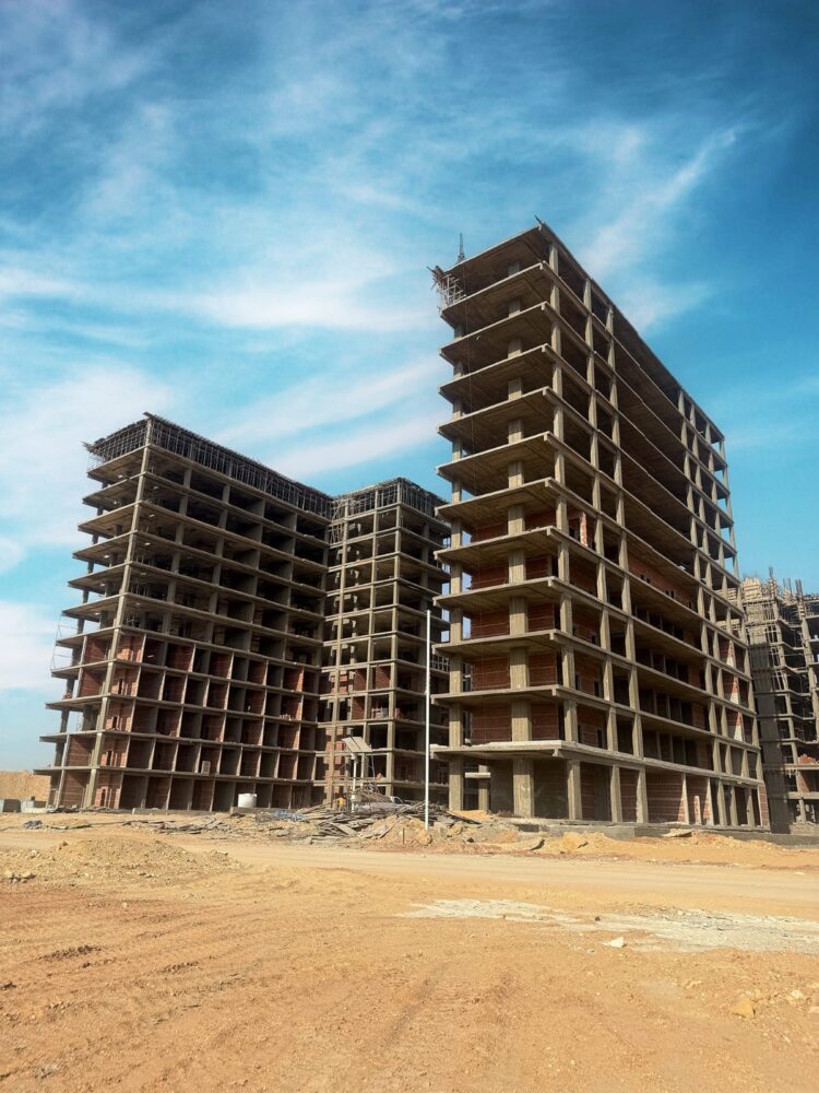 نائب رئيس شركة UC للتطوير العقارى: الانتهاء من 100% من الهيكل الخرسانى لمشروعى” Uni Tower1 , 2 ” ومعدلات انشاء قياسية بمشروع ” سولى جولف ريزيدنس”