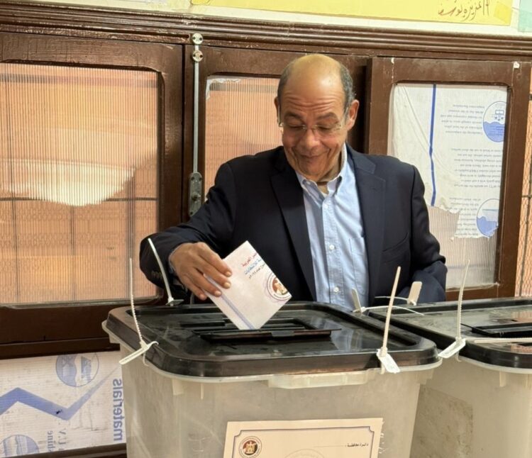 شردي يُدلي بصوته في اليوم الثاني من الانتخابات