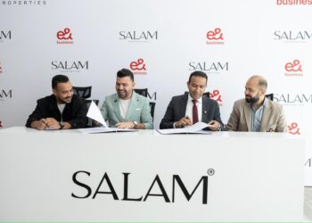 «إي آند مصر» توقع اتفاقية تعاون مع «سلام العقارية» لتوفير أحدث خدمات التكنولوجية الذكية بمشروع  «The Residence»