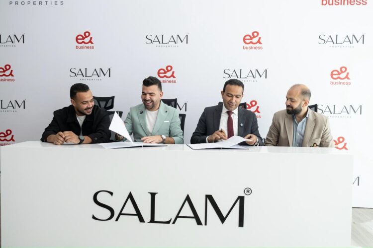 «إي آند مصر» توقع اتفاقية تعاون مع «سلام العقارية» لتوفير أحدث خدمات التكنولوجية الذكية بمشروع  «The Residence»