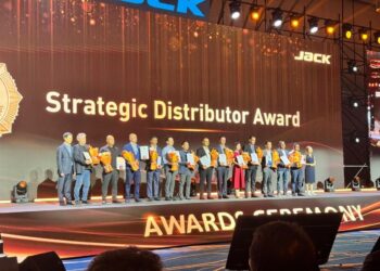 “سكر” لماكينات الخياطة تحصد 5 جوائز في فعاليات عالمية بالصين