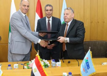 “الهيئة القومية للبريد” و”الأكاديمية الدولية للهندسة وعلوم الإعلام” يوقعان بروتوكول تعاون.. لتقديم الخدمات البريدية والمالية داخل الأكاديمية