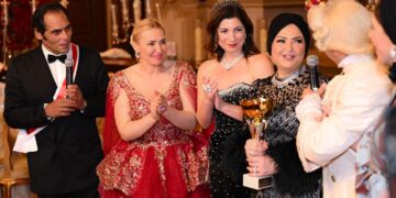 الصور الكاملة .. الوزراء والسفراء ونجوم الفن والاعلام يشاركون الامراء بمراسم “الجراند بول” الملكي بقصر عابدين