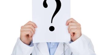 مفاهيم خاطئة بين الأطباء حول النيكوتين تبطئ جهود إنقاذ المدخنين من السجائر