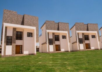 مجموعة رمكو تُحقق تقدمًا جديدًا في أعمال تسليم مشروع “ستيلا 2” بالعين السخنة