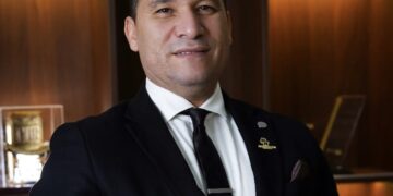 ” السلمانية جروب ” تتعاقد مع الدكتور جلال الشيخ مديرًا عامًا للمجموعة