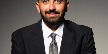 «المعادي ستيل» تطلق مشروع «أجيال من حديد» لدعم وتأهيل طلاب الجامعات