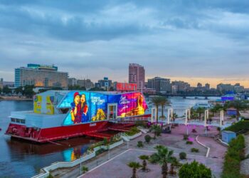 إيه كابيتال تعلن السيطرة على حريق محدود بمركب نايل سيتي دون إصابات