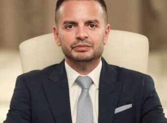 تعيين الدكتور محمد راشد رئيسًا للجنة التثقيف والتدريب بغرفة صناعة التطوير العقاري