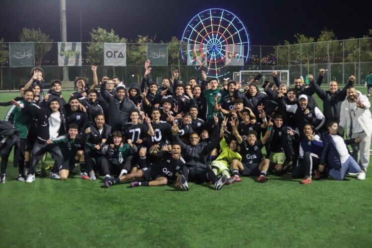 زد إف سي 2009 يتوج بلقب الدوري المصري للمرة الثانية على التوالي بعد فوز كبيرعلى النادي الأهلي