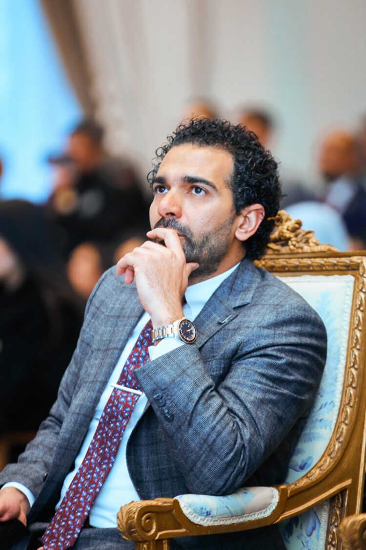 كريم عابدين يستعرض رؤيته للاستثمار العقاري ويطرح 6 عوامل رئيسية تدعم قرارات الشراء حاليًا