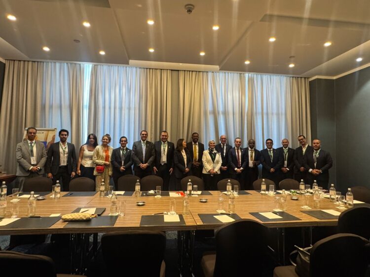 وفد الجمعية المصرية لشباب الأعمال يبحث مع مسئوليين كينيين تعزيز الاستثمارات الصناعية والخدمية والتصديرية المشتركة