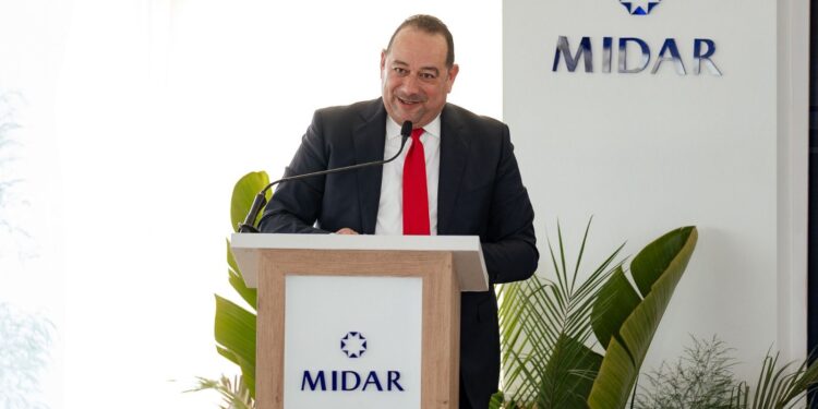 شركة “Wayz” أحد شركات “ميدار” المنبثقة تحصل على “الأيزو” كأول شركة مصرية معتمدة في إدارة السلامة المرورية على الطرق