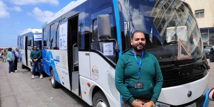 سيزر للنقل تطلق خدمة نقل جماعي بديلة للترام في الإسكندرية.. وسعر التذكرة “7 جنيه”