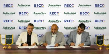 شركة «Arabian Mark Developments» تعلن عن تعاقد استراتيجي مع «RECO» بمشروع «REWAQ Residence»