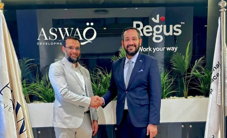 “أسواق للتطوير” توقع اتفاقية تعاون مع IWG العالمية لتواجد مقر Regus بـ”مول سولاريا” في الشروق