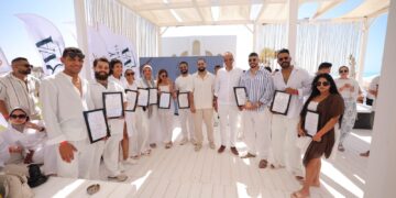 «ديار» و«Westway» و«Harva» تتجاوز مستهدفات النصف الأول.. وهاني فراج يكرّم فرق النجاح