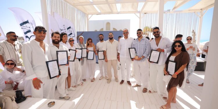 «ديار» و«Westway» و«Harva» تتجاوز مستهدفات النصف الأول.. وهاني فراج يكرّم فرق النجاح