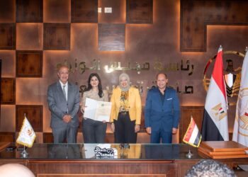 «تطوير التعليم بالوزراء» يحتفل بتخريج أول دفعة من البرنامج المهني للمسوقين العقاريين