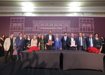أبتاون 6 أكتوبر توقع شراكة استراتيجية مع فاشون هاوس جروب البريطانية FHG لتطوير أول وجهة متكاملة للأوتليت بمشروع جراند ابتاون مول GUM باستثمارات تتجاوز ال 6 مليار جنيه