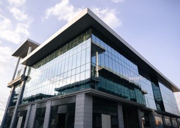 مجلس إدارة بنيان يوافق على برنامج شراء أسهم خزينة بحد أقصى 4% من رأس المال المصدر، حيث يتم تداول السهم بخصم نحو 50 % من قيمة الأصول
