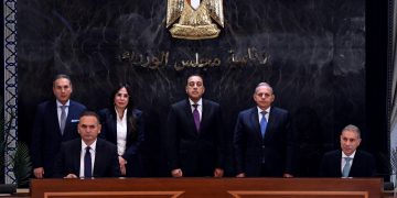بنك مصر والأهلي يوقعان عقد مع هايد بارك لتطوير قطعة أرض جديدة بمنطقة التوسعات الشرقية بمدينة السادس من أكتوبر