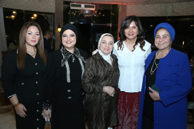 بالصور.. نبيلة مكرم وعبد الناصر عمر ورباب عبد العاطي في ندوة استثنائية لمبادرة “إنتي قوية كده إزاي” بحضور قيادات التحالف الوطني والإعلاميات