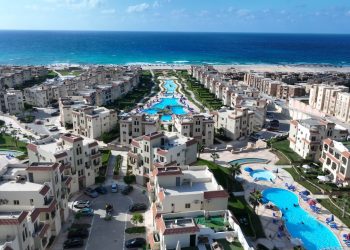 لاسيرينا جروب تستعد لتسليم 1700 وحدة بمشروعاتها بالعين السخنة ورأس سدر خلال العامين المقبلين